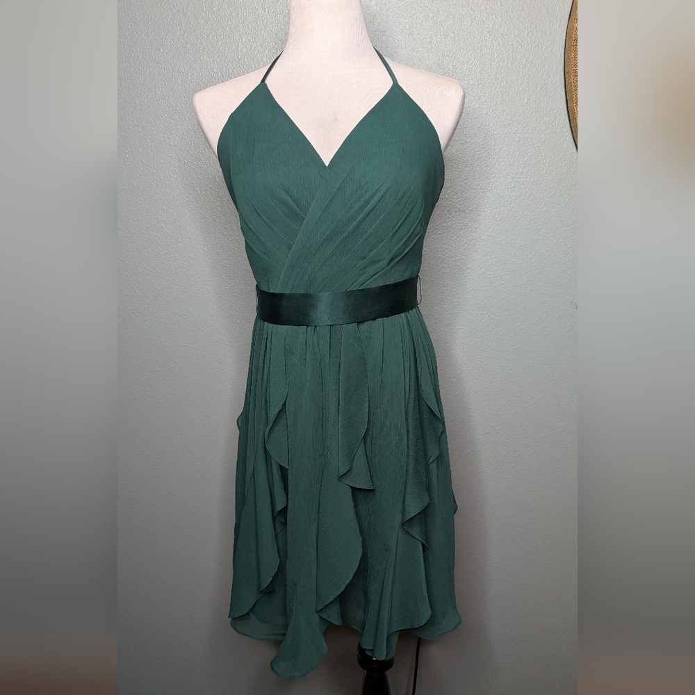 Vera Wang White emerald green ruffle belted bridesmaid prom formal dress EUC 8 - Picture 5 of 6